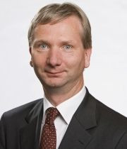Wolfgang Schön